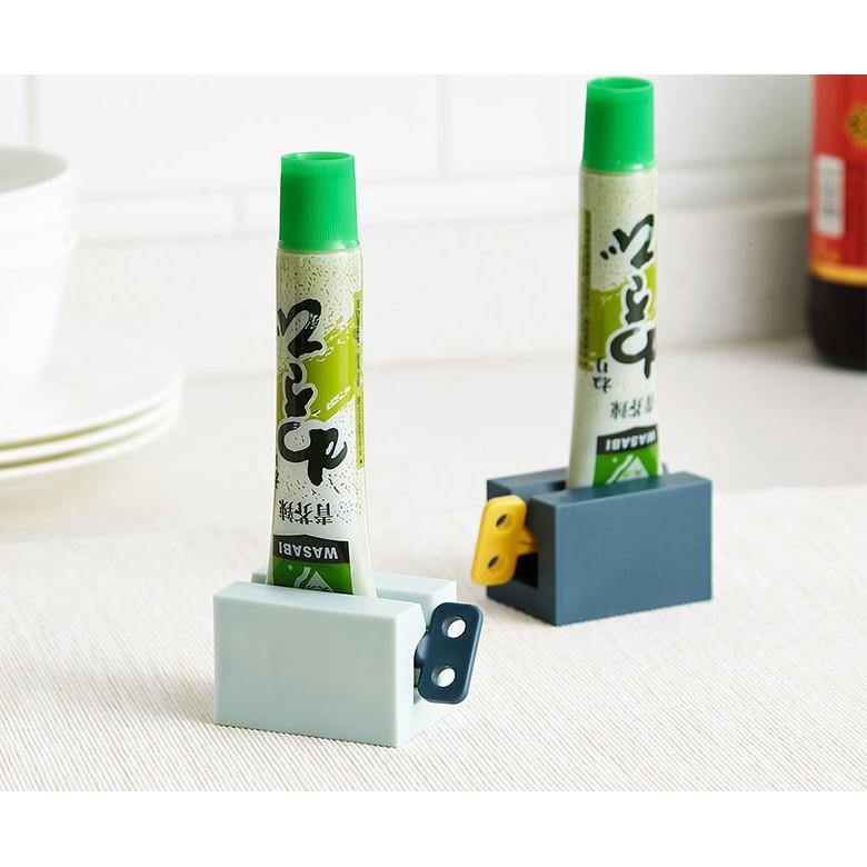 Dụng cụ kẹp vặn ép kem đánh răng, mỹ phẩm