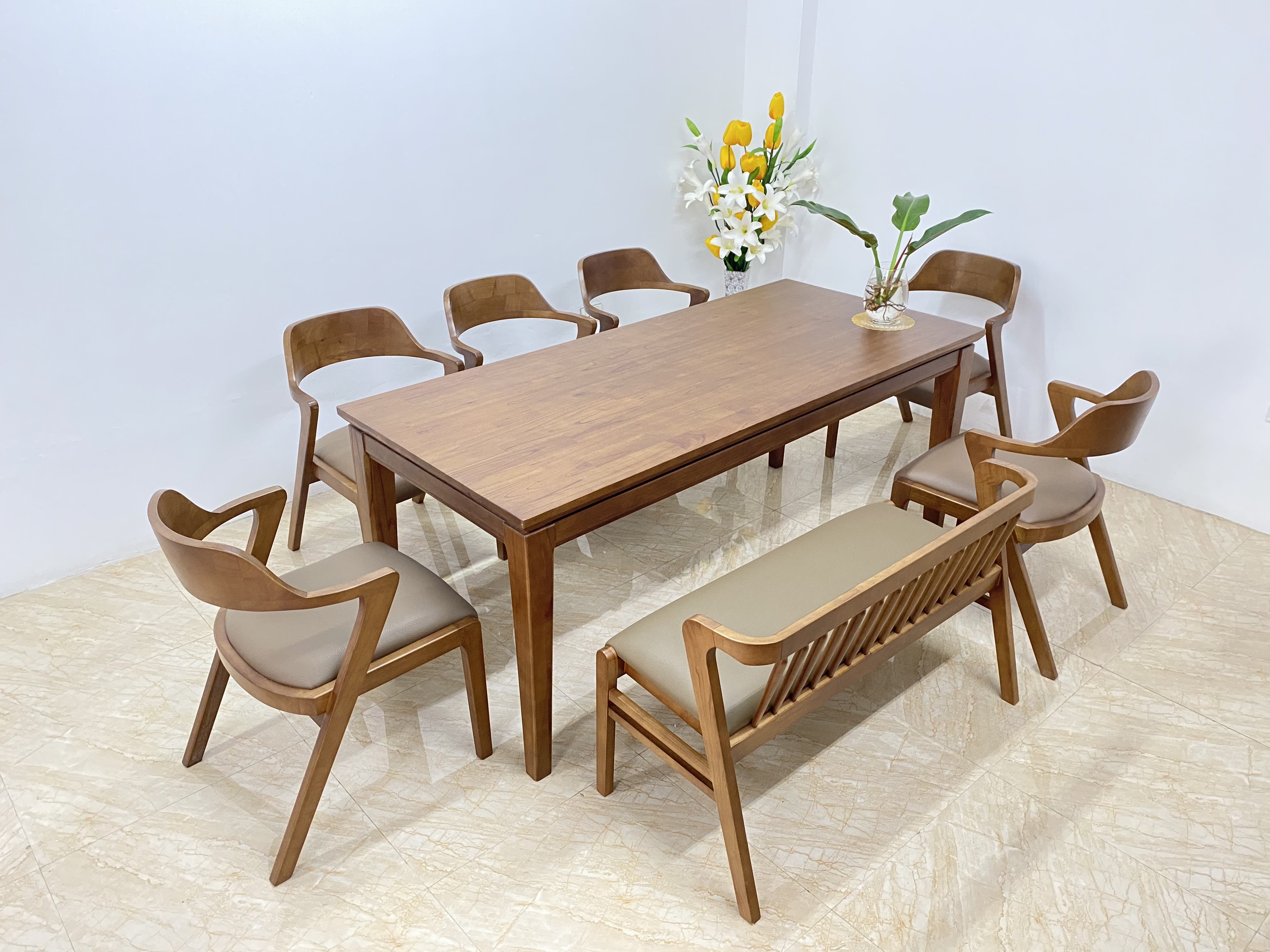 Bộ bàn ăn gỗ 2 ghế 1 bench TAGO