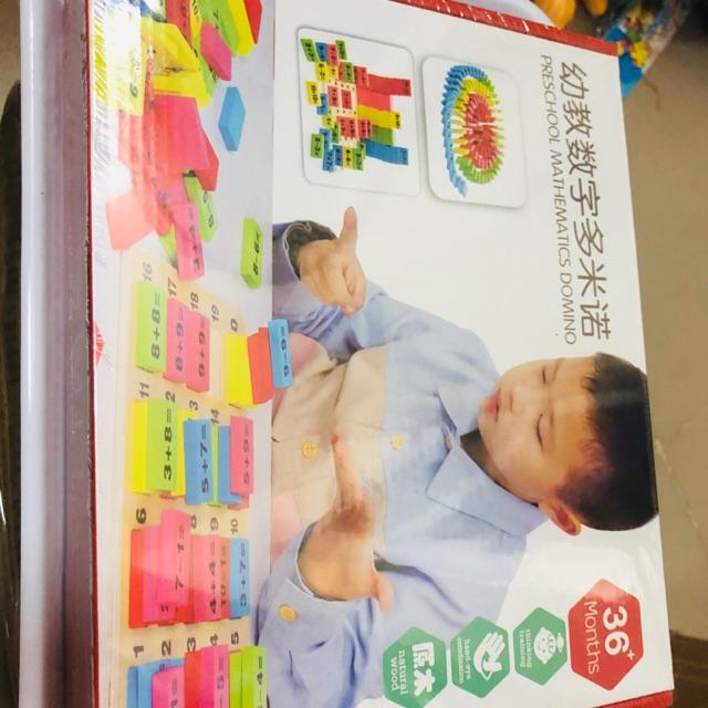 Bộ đồ chơi domino 110 chi tiết giúp bé học số và phép tính