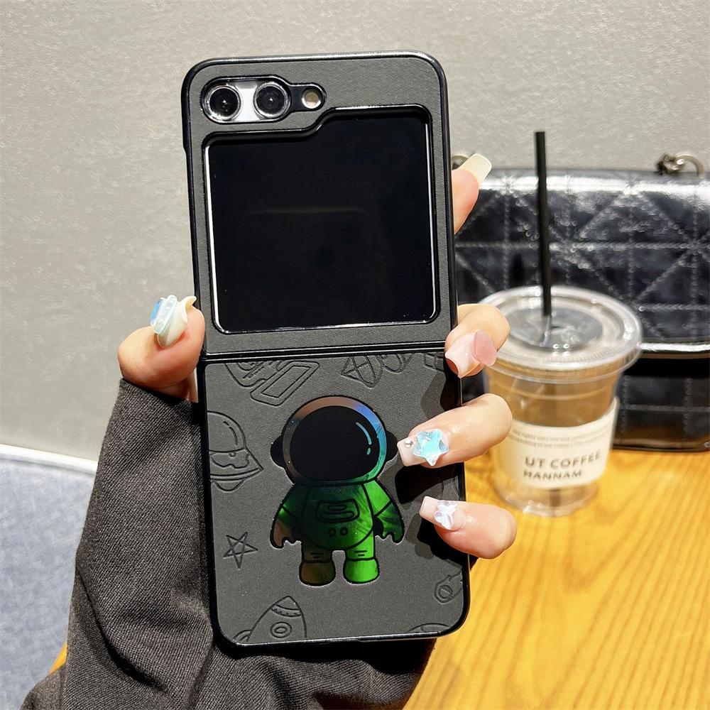 Ốp Lưng Da Astronauts Cho Samsung Galaxy Z Flip 5 / Z Flip 4 Khắc Laser - BUM STORE GALAXY CASE - XÁM TRẮNG, XÁM TRẮNG