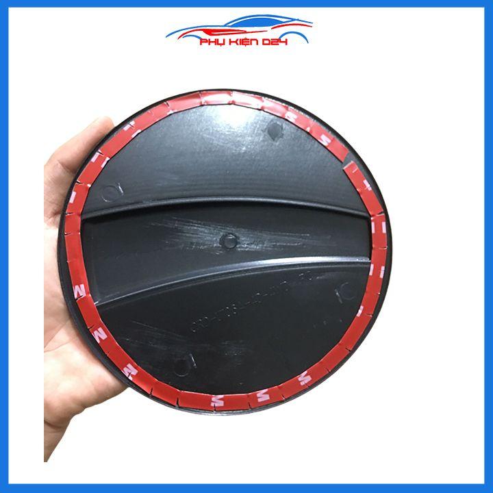 Ốp nắp bình xăng Colorado 2016-2017-2018-2019-2020-2021-2022 nhựa đen bảo vệ chống trầy ô tô