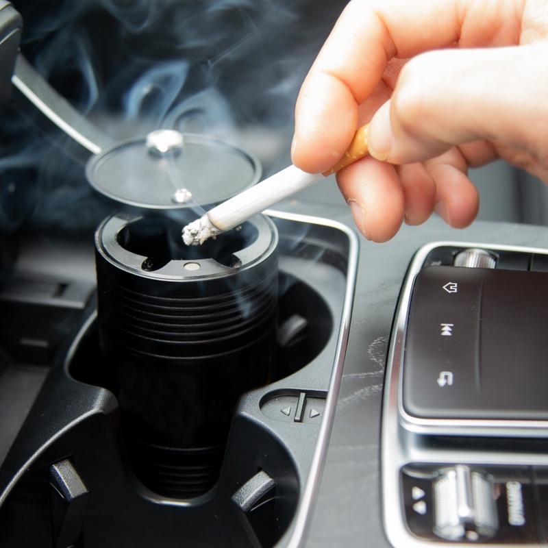 Gạt Tàn Thuốc / Gạt Tàn Ô Tô / Đồ Gạt Tàn Thuốc / Khay Gạt Tàn Bằng Hợp Kim Nhôm Có Nắp Đậy