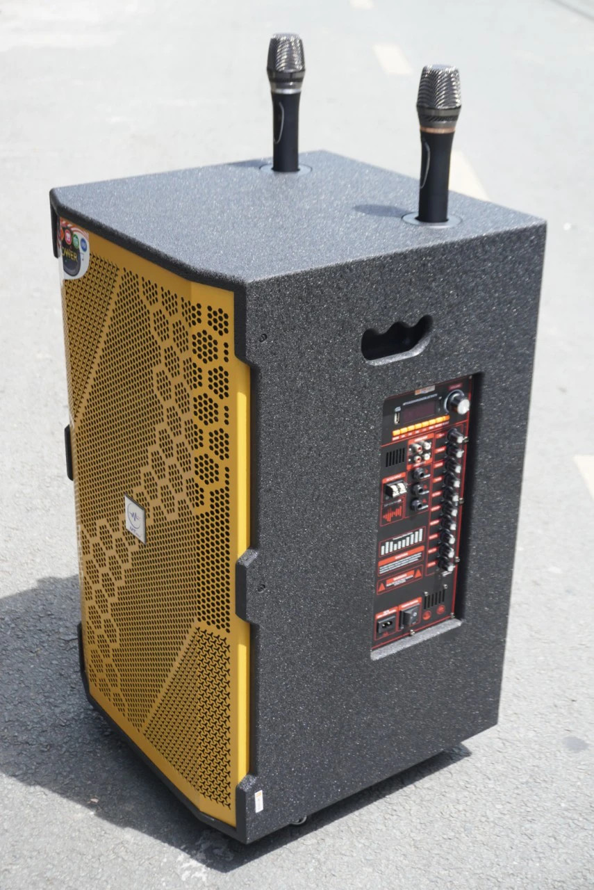 Loa kéo di động MTMax BK99 - Dàn karaoke ngoài trời bass 4 tấc 1 mid 1 treble - Loa khủng long công suất theo nhà sản xuất đến 1000W - Kèm 2 micro không dây UHF - Đầy đủ kết nối Bluetooth, AV, USB, SD card, TWS