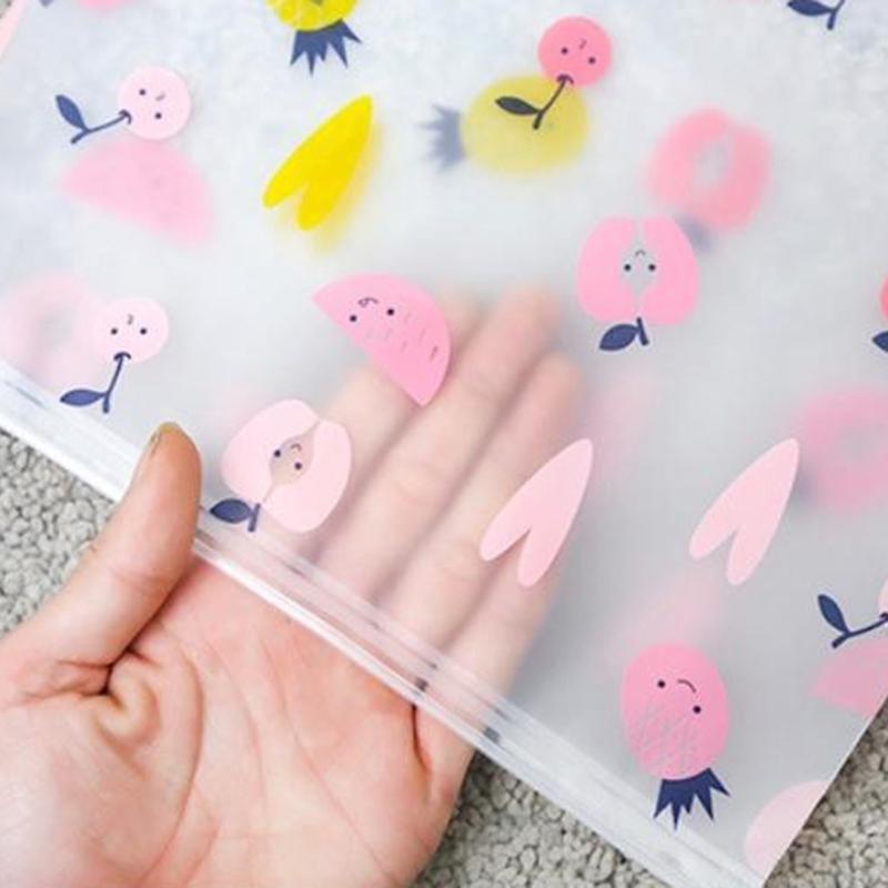 Túi zip đựng quần áo và mỹ phẩm bằng nhựa trong suốt họa tiết trái cây