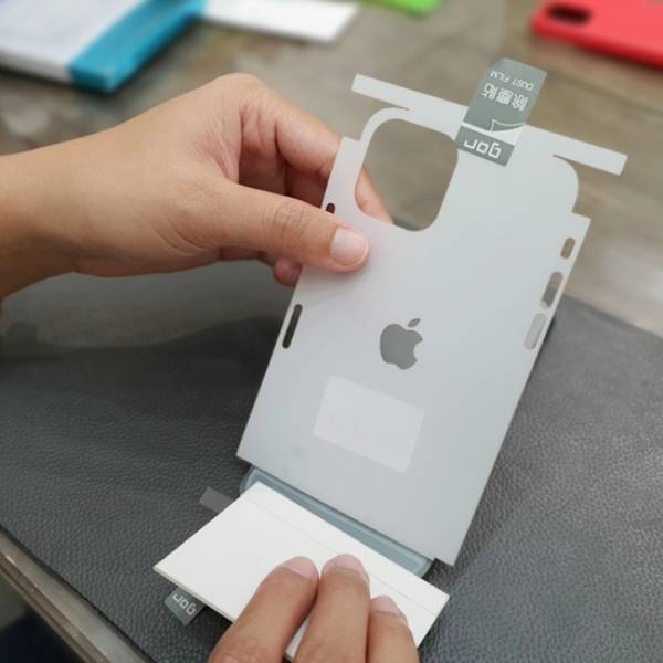 Miếng dán dẻo nhám PPF Full mặt lưng và viền cho iPhone 11 Pro - Hàng nhập khẩu