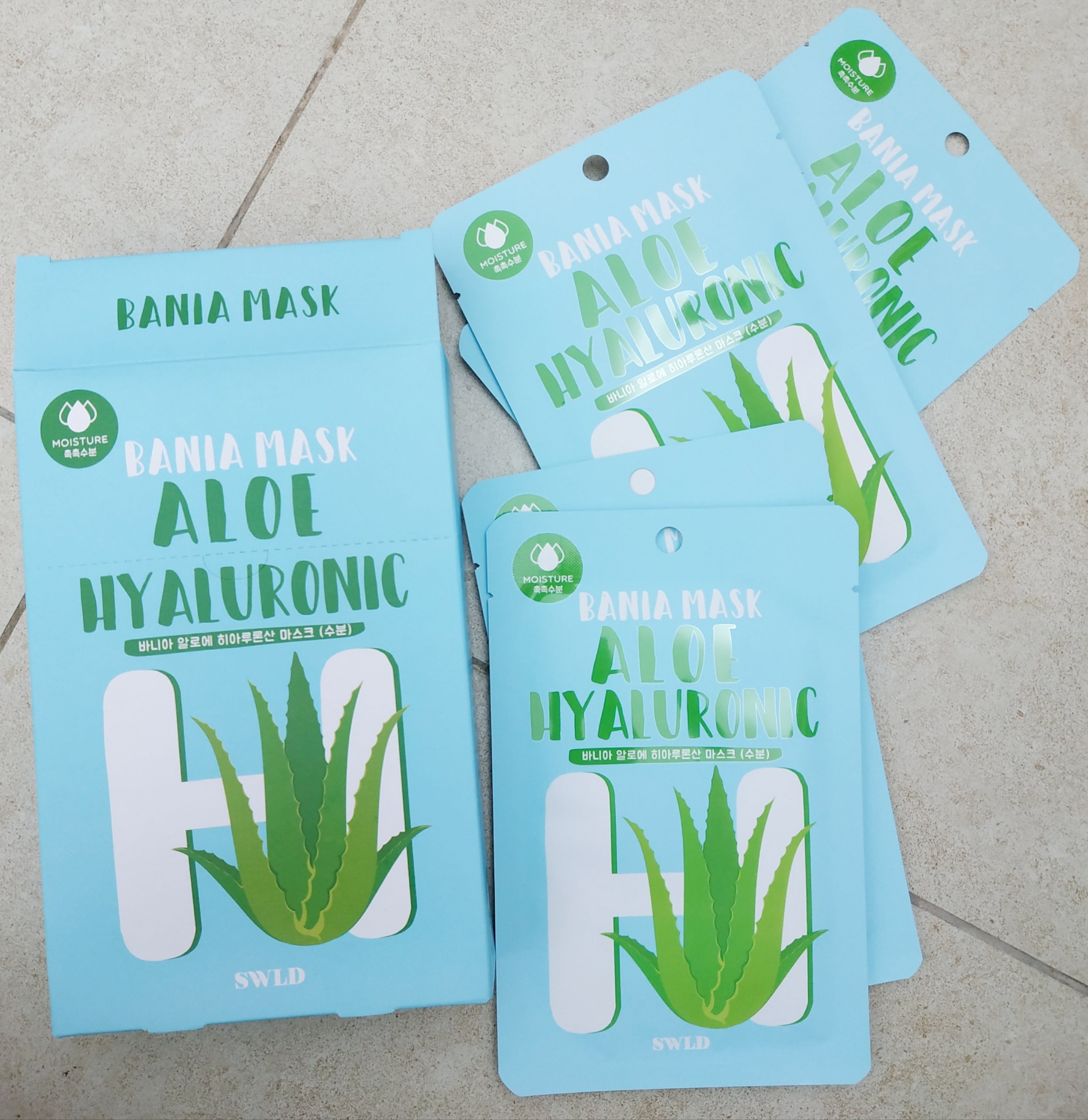 Mặt nạ dưỡng da chiết xuất nha đam SWLD Bania Mask Aloe Hyaluronic - Hộp 10 miếng