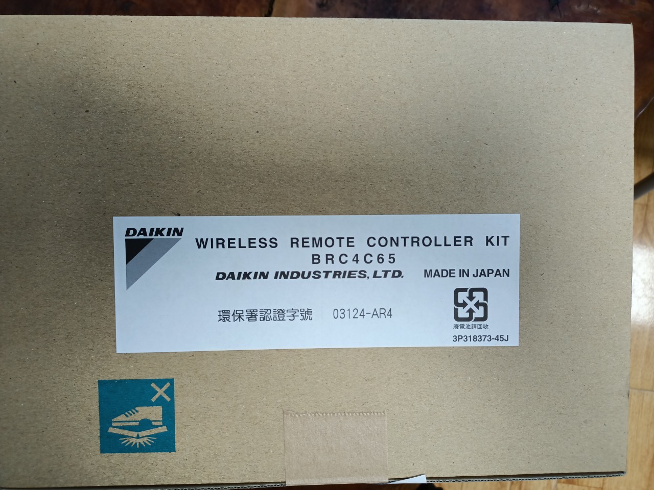 Điều khiển Daikin BRC4C65 điều khiển không dây Daikin điều khiển từ xa Daikin điều khiển điều hòa âm trần Daikin