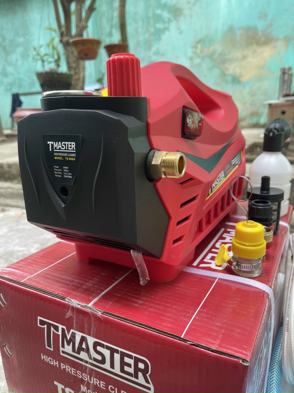 Máy Rửa Xe 2400W Tmaster TS 668A