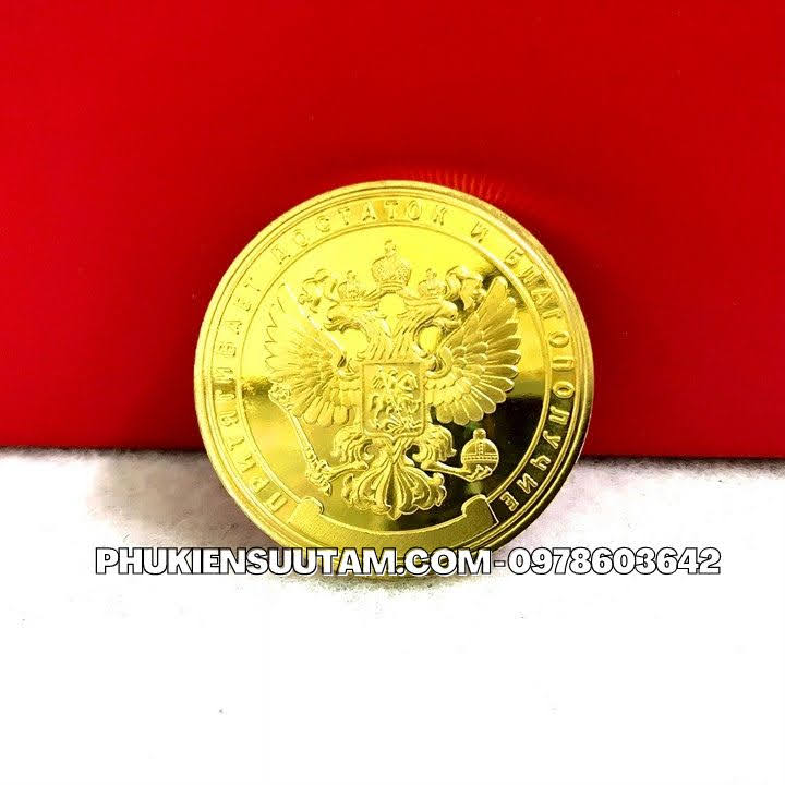 Xu Lưu Niệm Tổng Thống Putin Mạ Vàng In Màu, đường kính: 4cm, màu vàng - SP005866