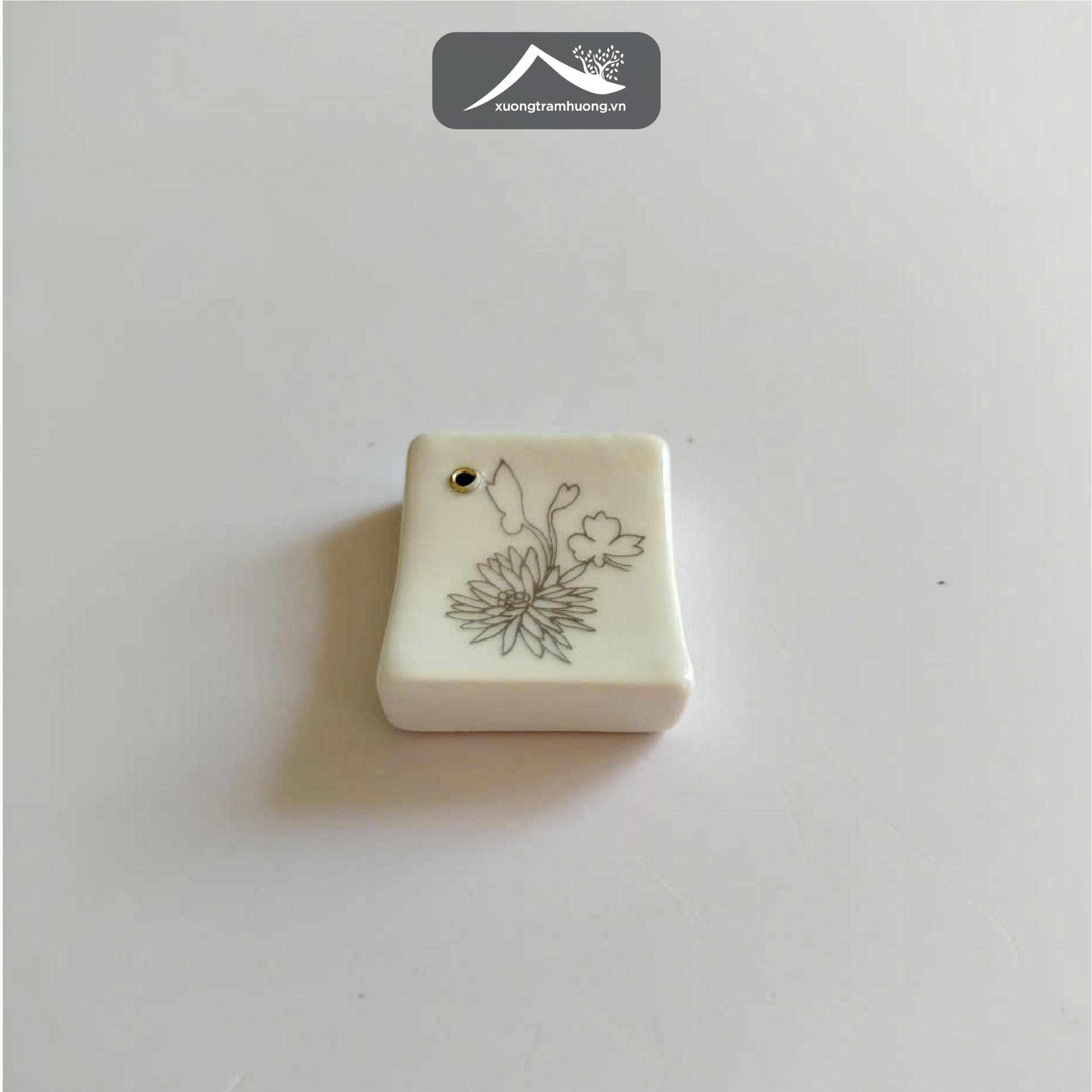 Agarwood Incense Burner Base Made of Ceramic Japanese Pattern Incense Burner for Home Aromatherapy, Purification, Worship, Feng Shui