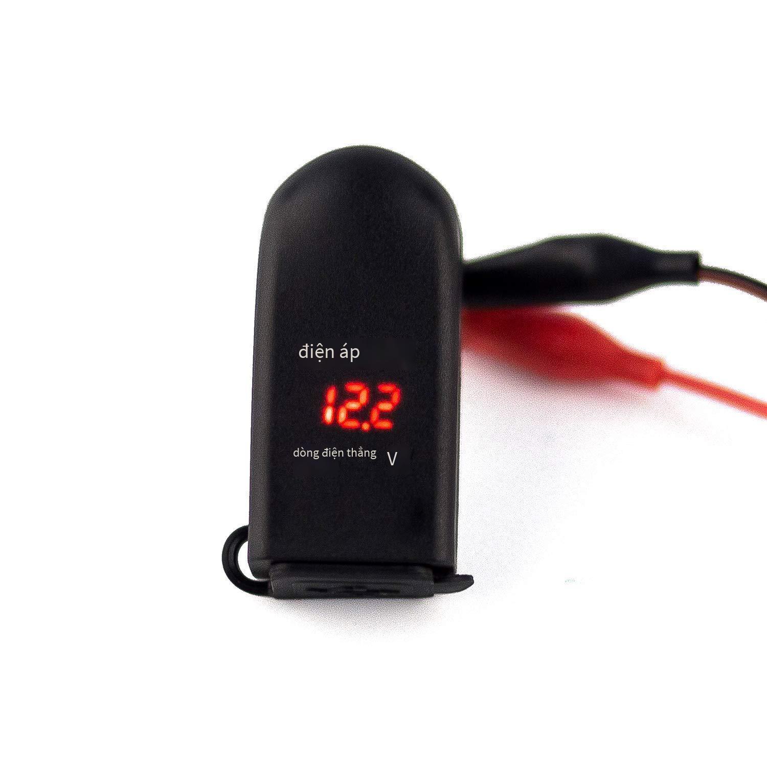 Bộ sạc màn hình kỹ thuật số xe máy giá rẻ nhất Tiêu chuẩn châu Âu sang bộ sạc usb 5V 4.8A với đồng hồ đo điện áp bộ sạc xe hơi bán hàng trực tiếp
