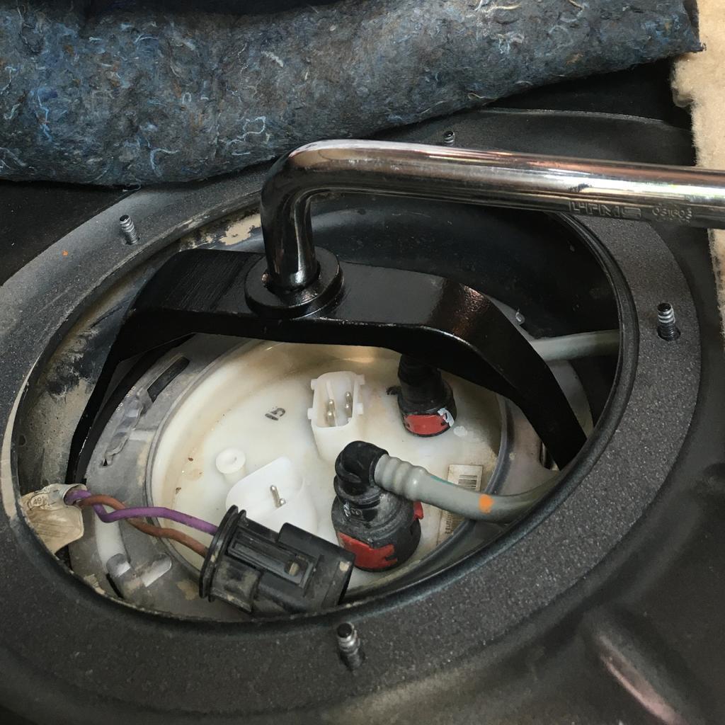Fuel Tank   Pump Removal Install Tools for