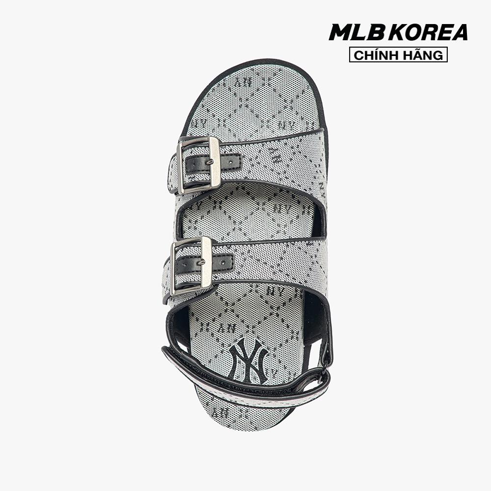 MLB - Giày sandals unisex đế thấp quai ngang Jacquard Diamond Monogram 3ASDCSJ33-50BKS