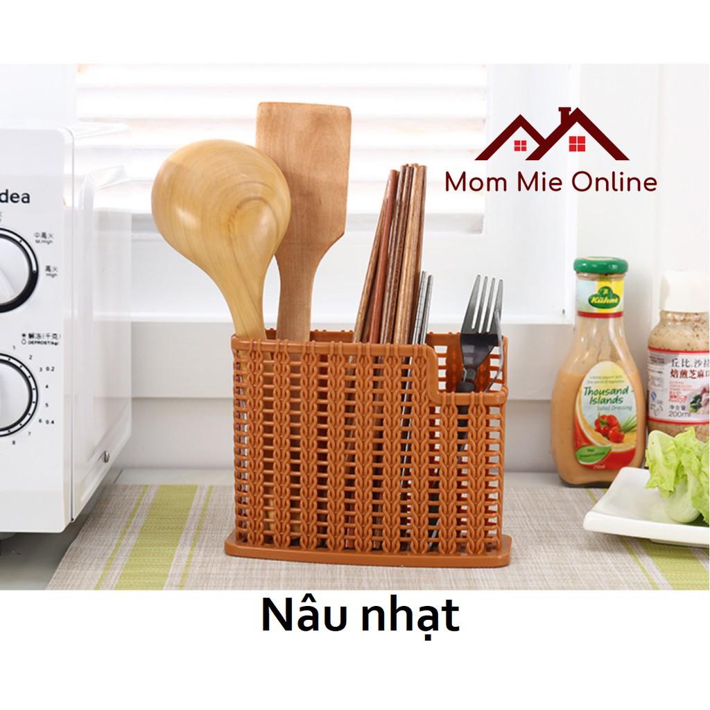 Khay nhựa cắm muỗng đũa giả mây - B136