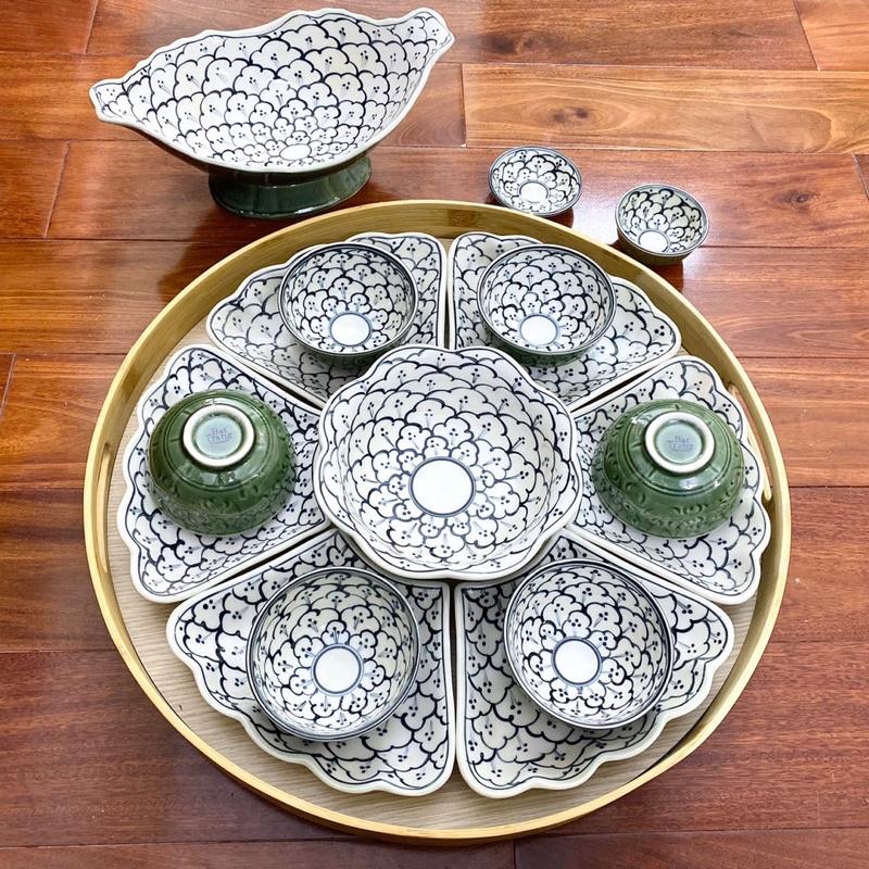 Bộ bát đĩa hoa mặt trời 16 món. Gốm sứ Bát Tràng.