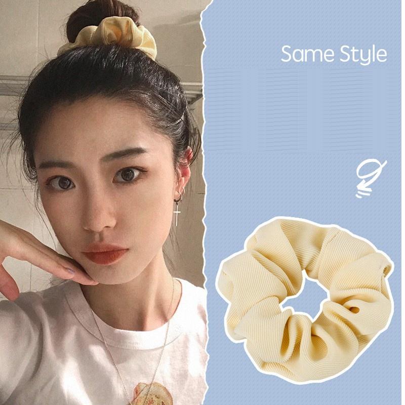 Scrunchies buộc tóc  nhiều họa tiết; tông màu vàng nữ tính thanh lịch PK707