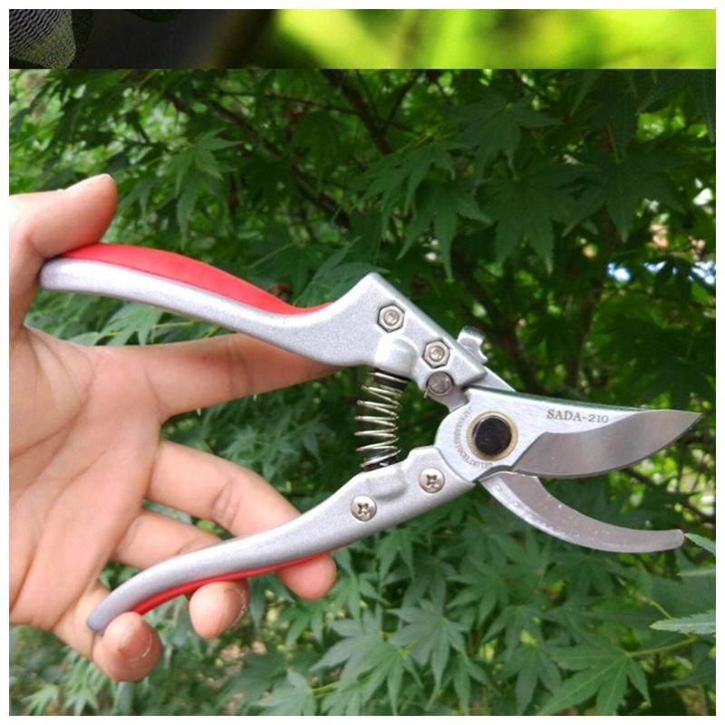 Kéo cắt cành cây SADA 210