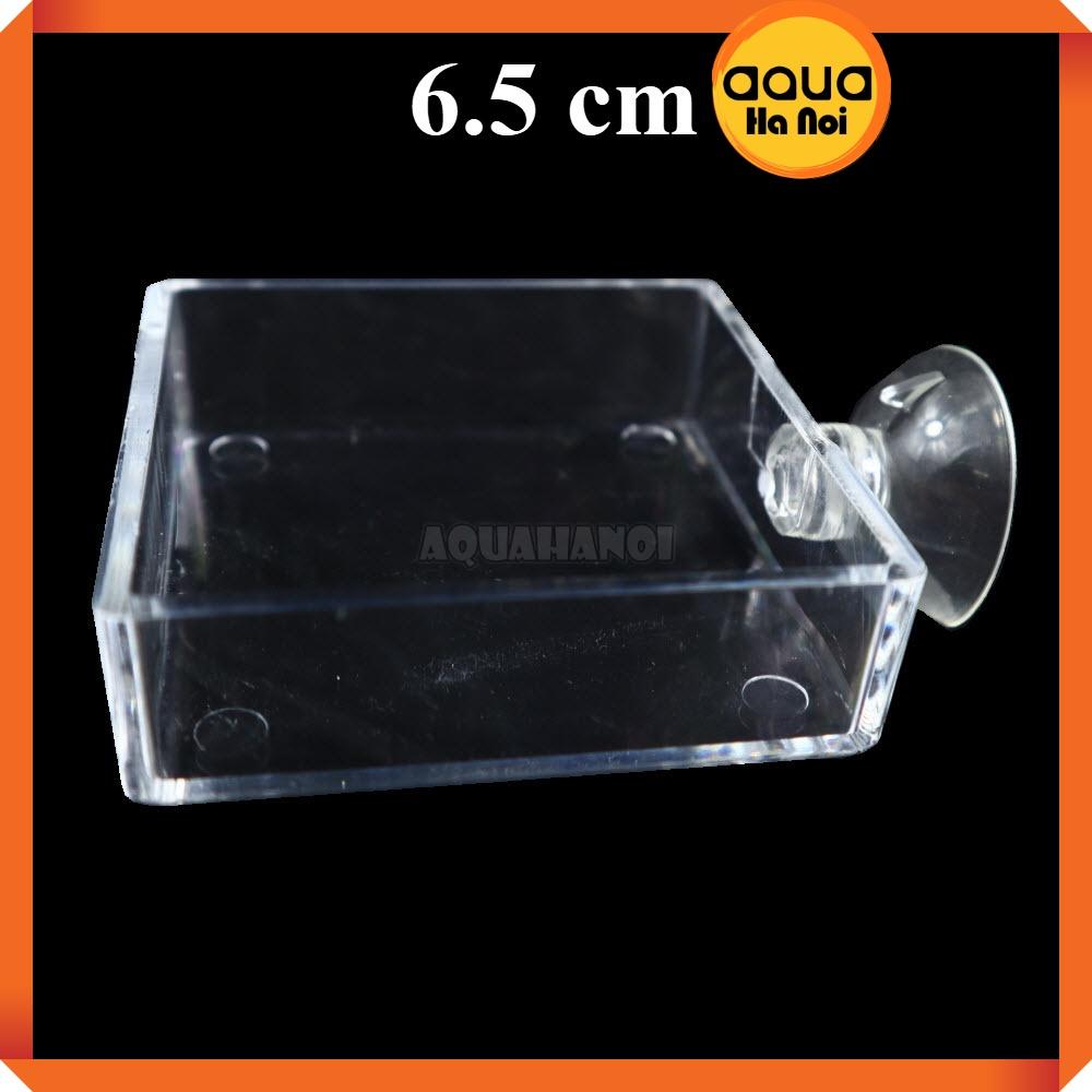 Chén đĩa Acrylic cho cá tép ăn - Có hít kính thành hồ - Hình tròn/vuông - 6.5 cm