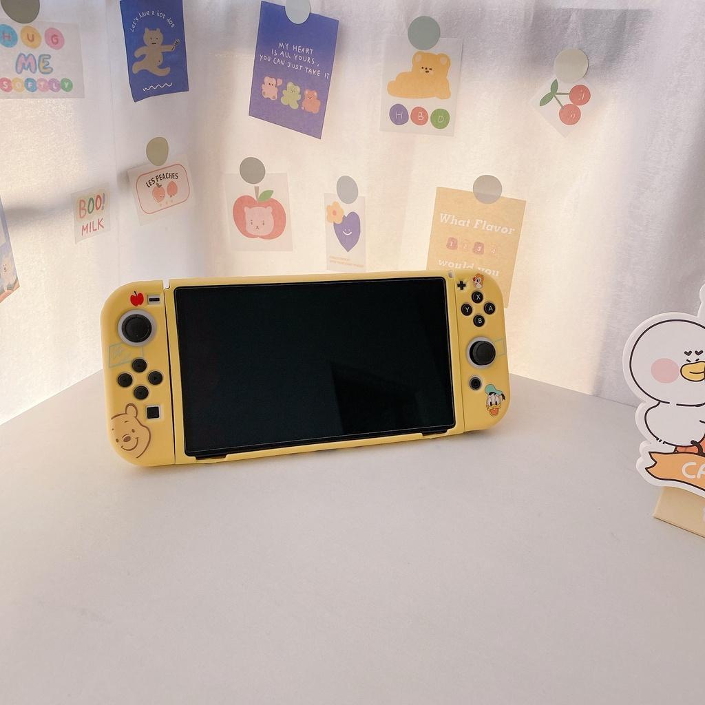 Vỏ Bọc Mềm Mại Hình Gấu Pooh Cho Tay Cầm Chơi Game Nintendo Switch V1 / V2 / OLED