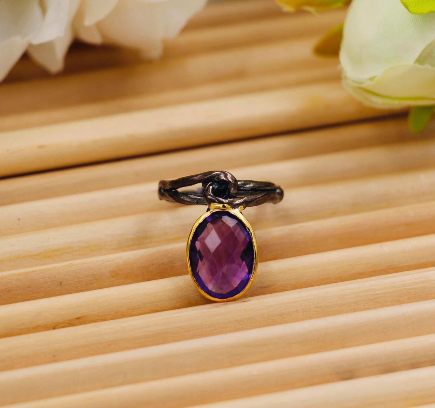 Nhẫn thiết kế đính đá Amethyst – Turkish Handcrafted