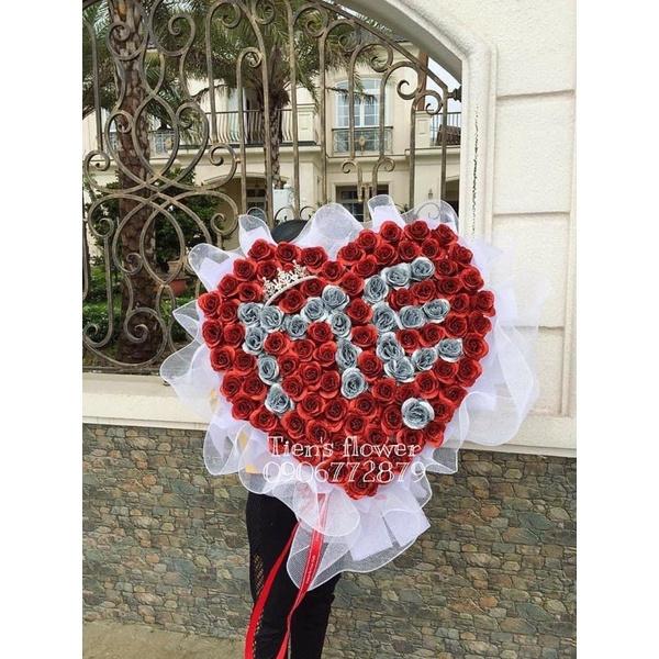 Bó hoa tim nhũ kim tuyến 99 bông tặng vương miện
