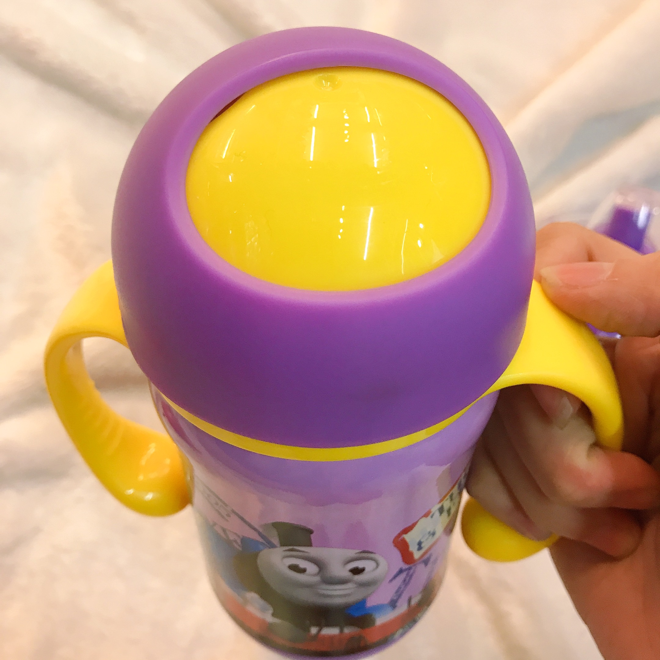 Bình nước giữ nhiệt 2 quai cầm kèm 2 nắp thay hình xe lửa Thomas and Friends màu tím cho trẻ em, bé trai  - TM4506-T