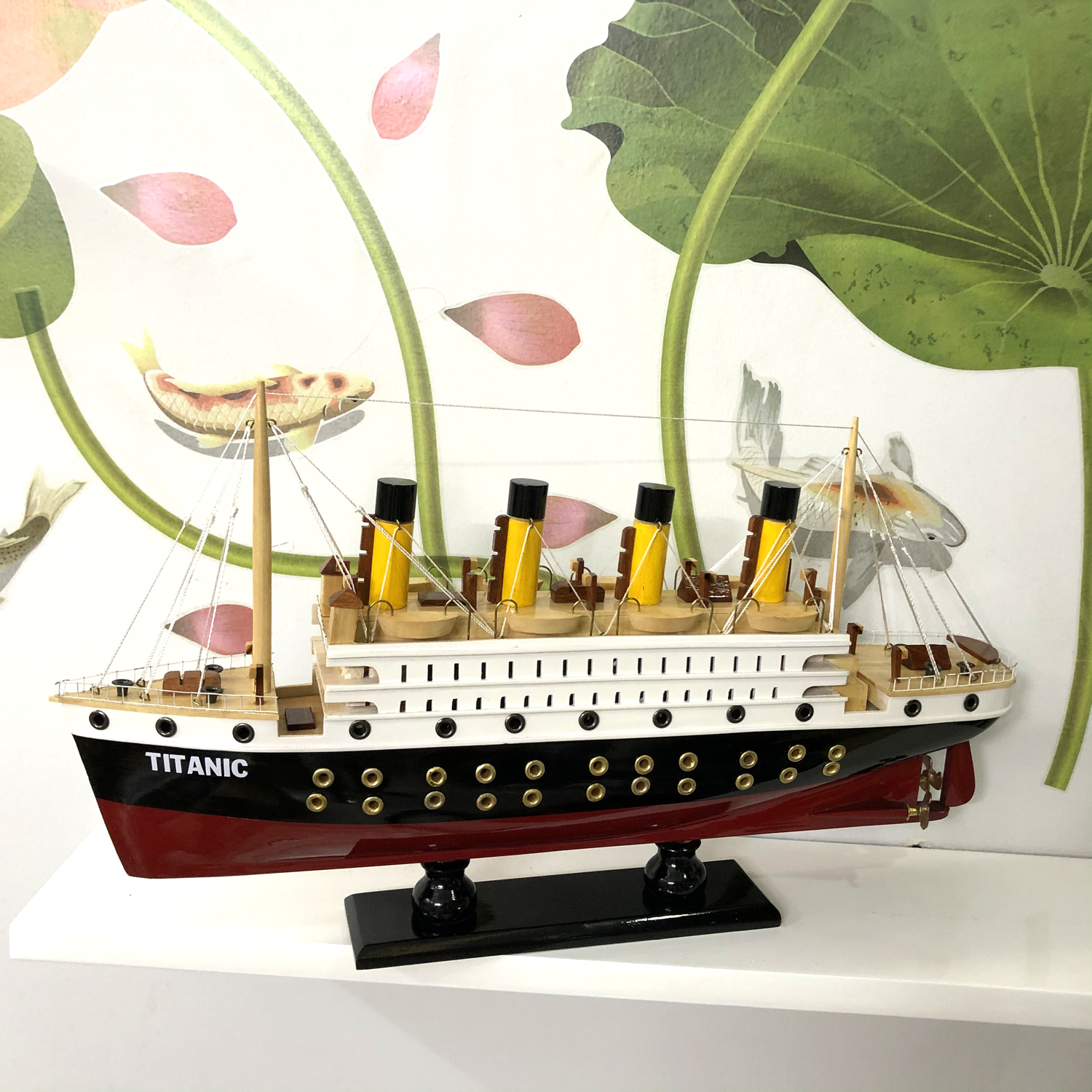 Mô hình tàu gỗ trang trí Tàu gỗ Titanic huyền thoại - Thân tàu dài 40cm - Gỗ Tự Nhiên 100%