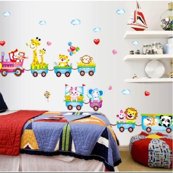 Decal Dán Tường Đoàn Tàu Chở Thú Đáng Yêu Luôn