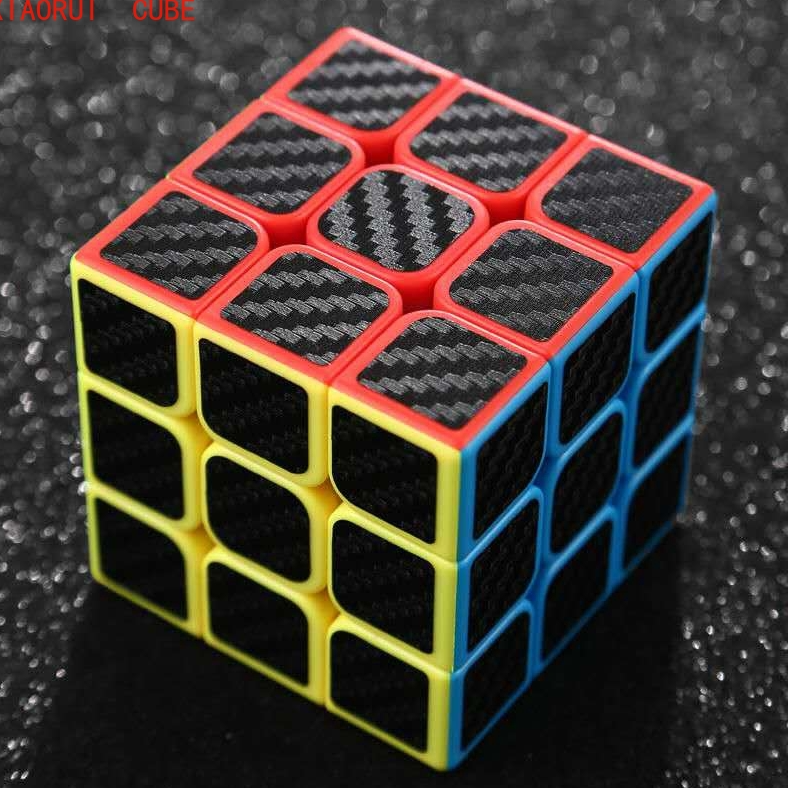 Rubik 3x3 carbon đen viền màu xoay mượt