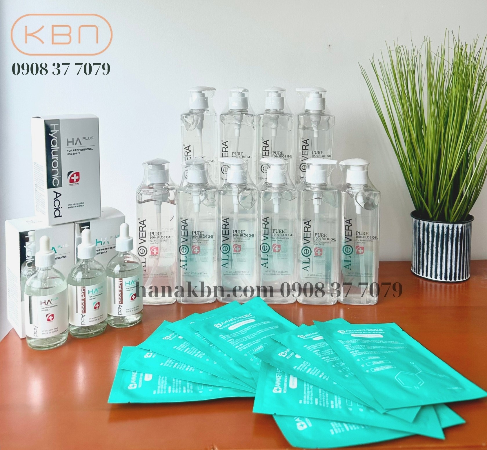 Combo 10 Chai Gel Nha Đam Aloe Vera Hàn Quốc - Làm Dịu Da Nhạy Cảm, Khô, Mụn + Tặng 3 Serum HA Plus 100ml + Tặng 10 Mặt Nạ Soothing