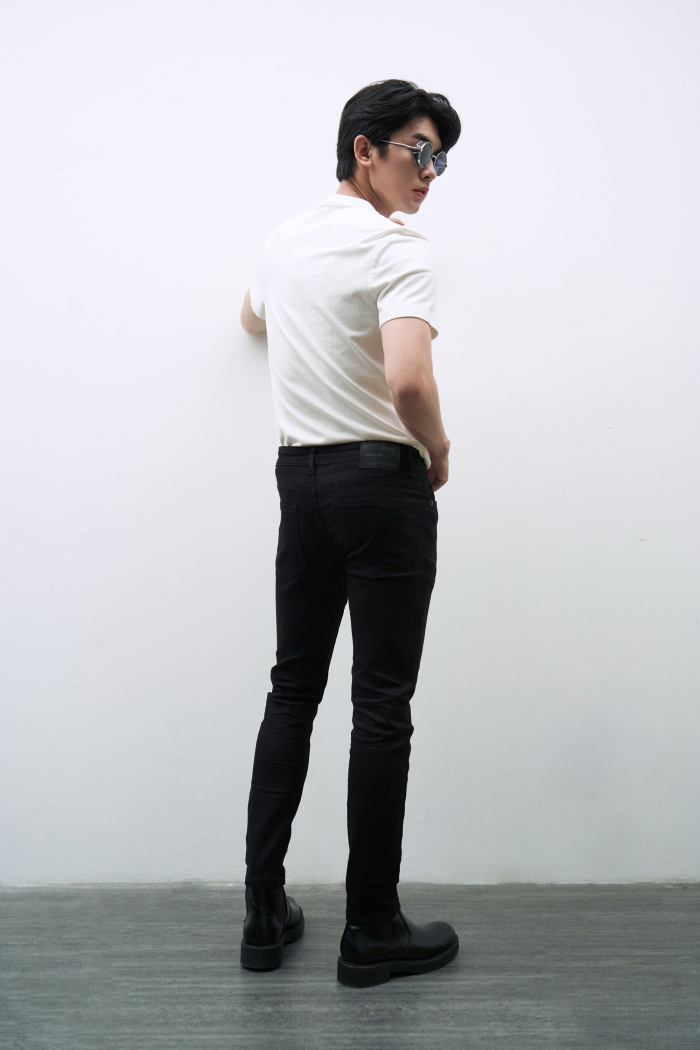 Quần Jean nam ROUTINE màu đen form skinny có độ co giãn 10F20DPA100CR1