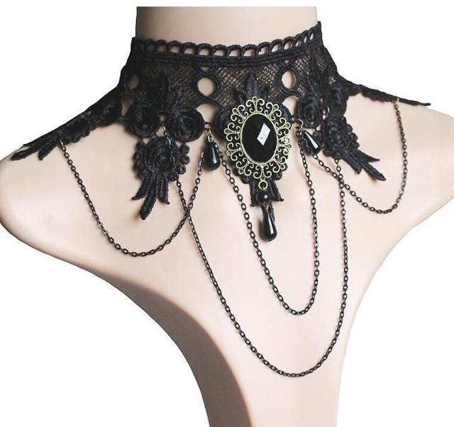 Choker cổ điển