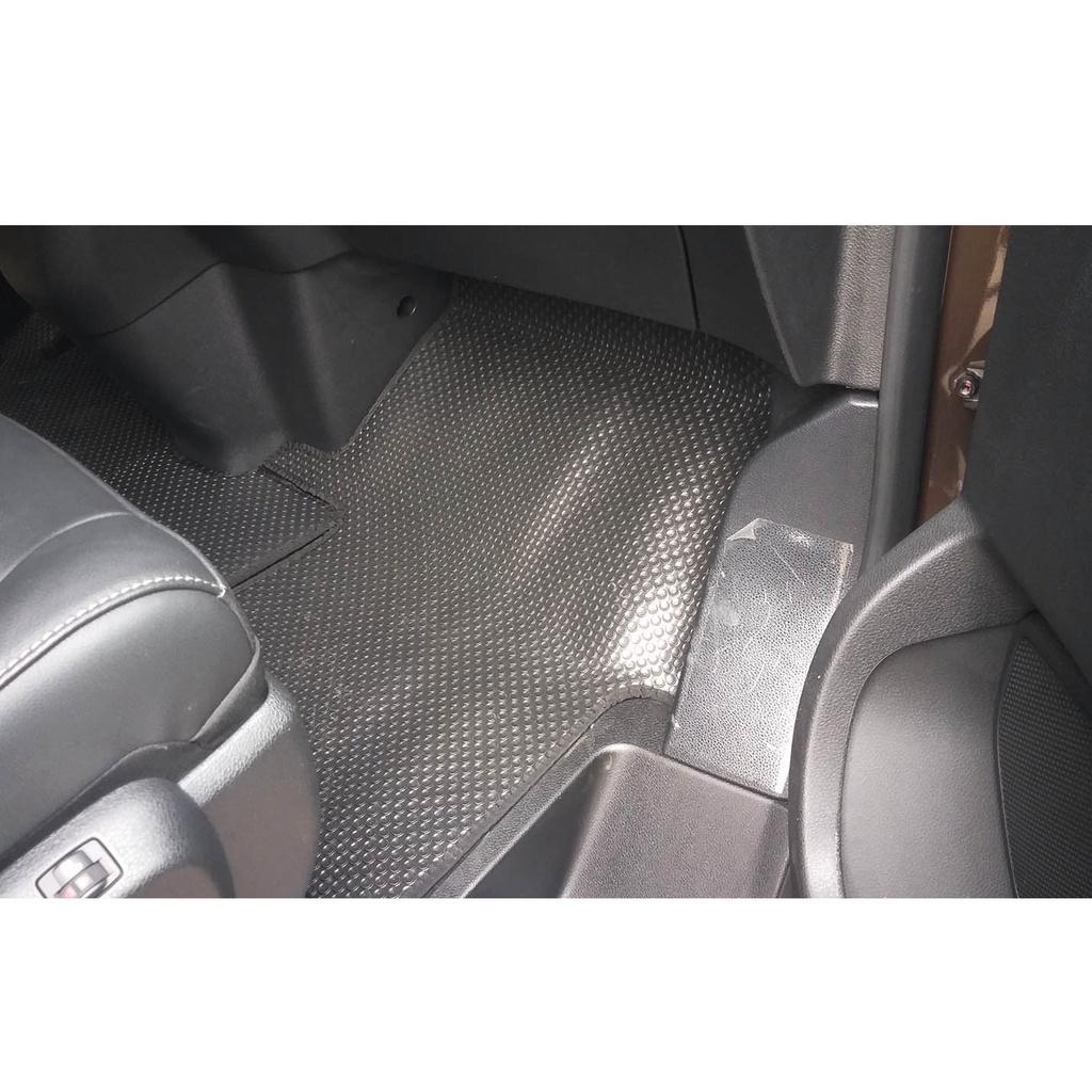 Thảm lót sàn ô tô KATA cho xe Peugeot Traveller  - Khít với sàn xe, Chống trơn, Không mùi, Không ẩm mốc