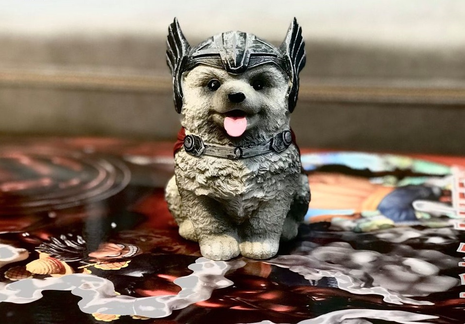 Mô hình trưng bày chó cute cosplay super hero