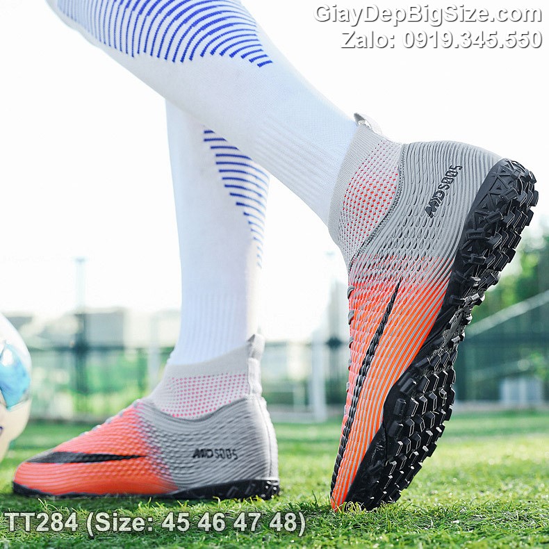 Giày đá bóng sân cỏ nhân tạo cỡ lớn 45 46 47 48 cho nam cao to chân ú bè. Big size soccer shoes for wide feet