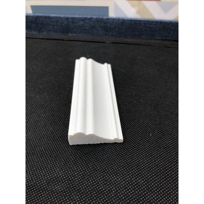 Chỉ nhựa composite bản 4cm màu trắng hoàn thiện bề mặt