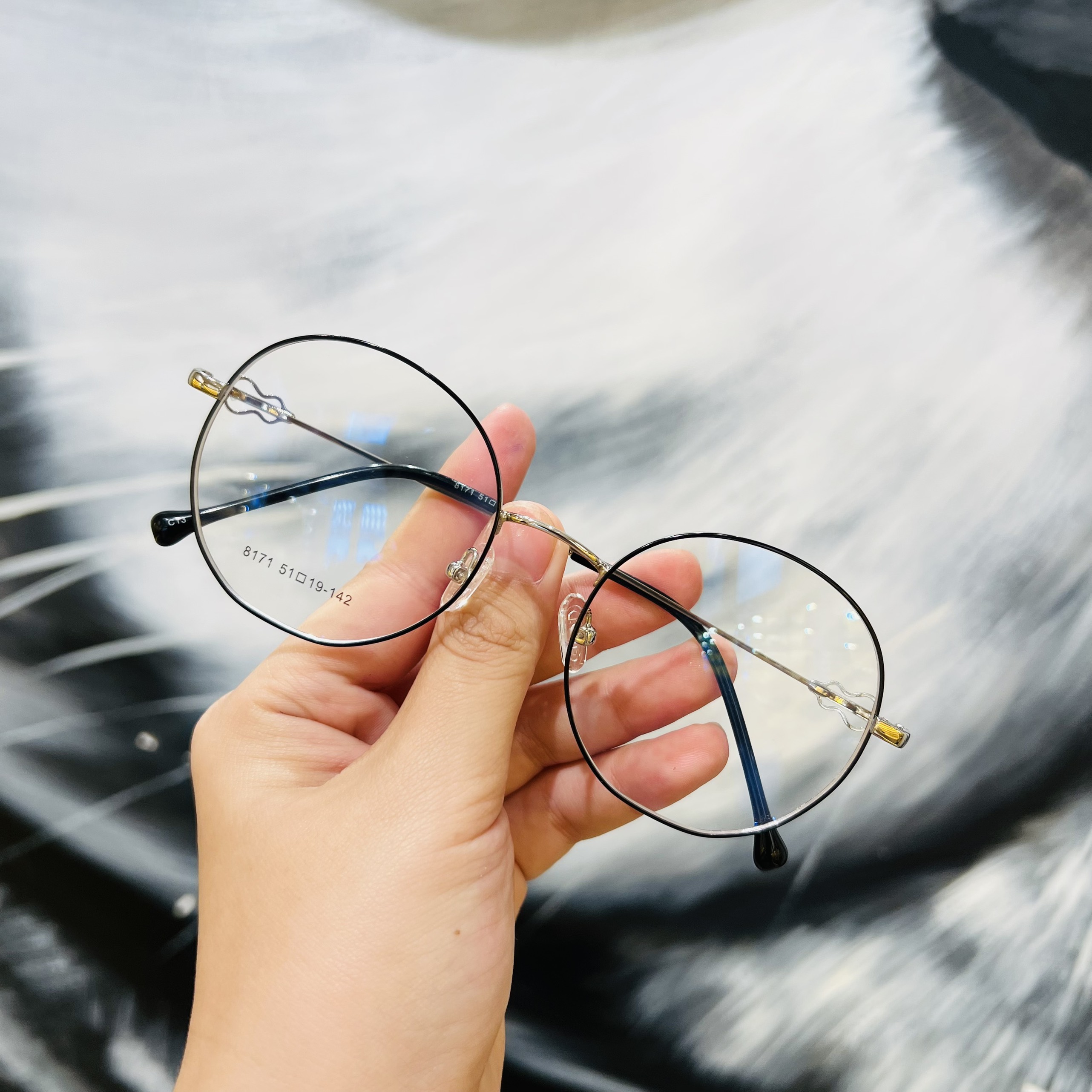 Gọng kính hợp kim thời trang nam nữ siêu nhẹ siêu bền OURESS 8171