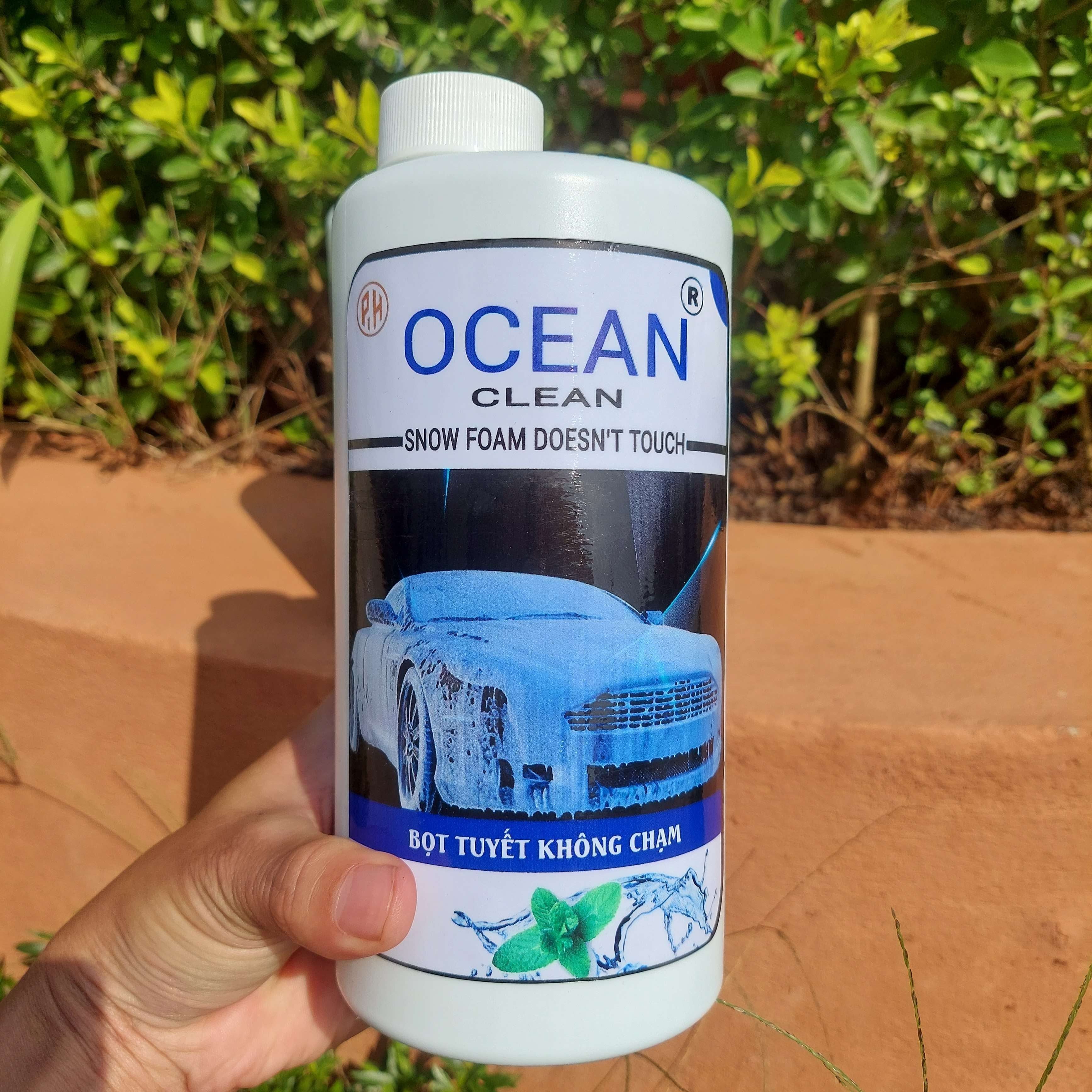 Bọt Tuyết Không Chạm Ocean 1000ml, Đậm Đặc Tiết Kiệm Sạch Nhanh Chóng