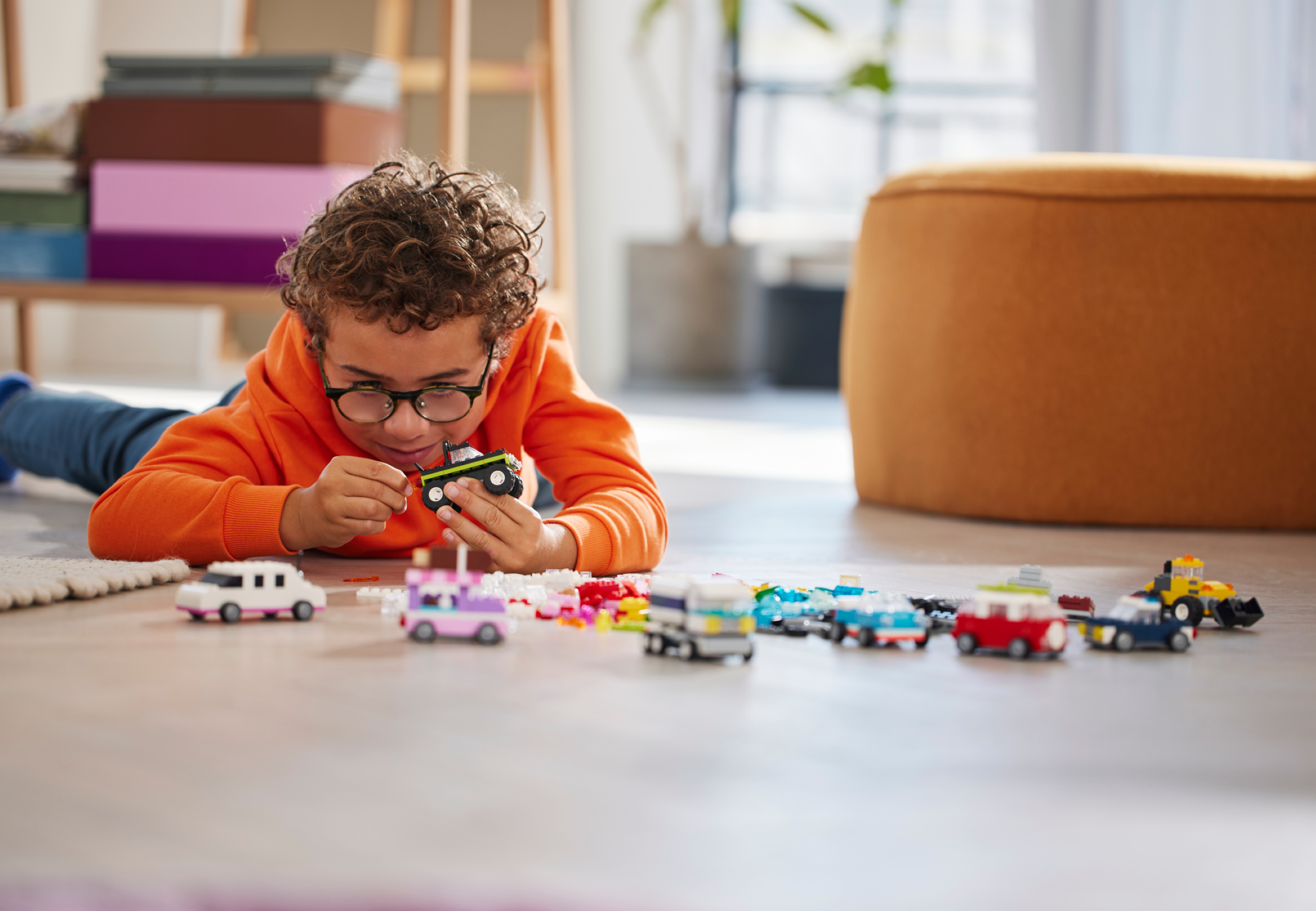 Đồ Chơi Lắp Ráp Bộ Gạch Chi Tiết Chủ Đề Phương Tiện Xe - Creative Vehicles - Lego Classic 11036 (900 Mảnh Ghép)