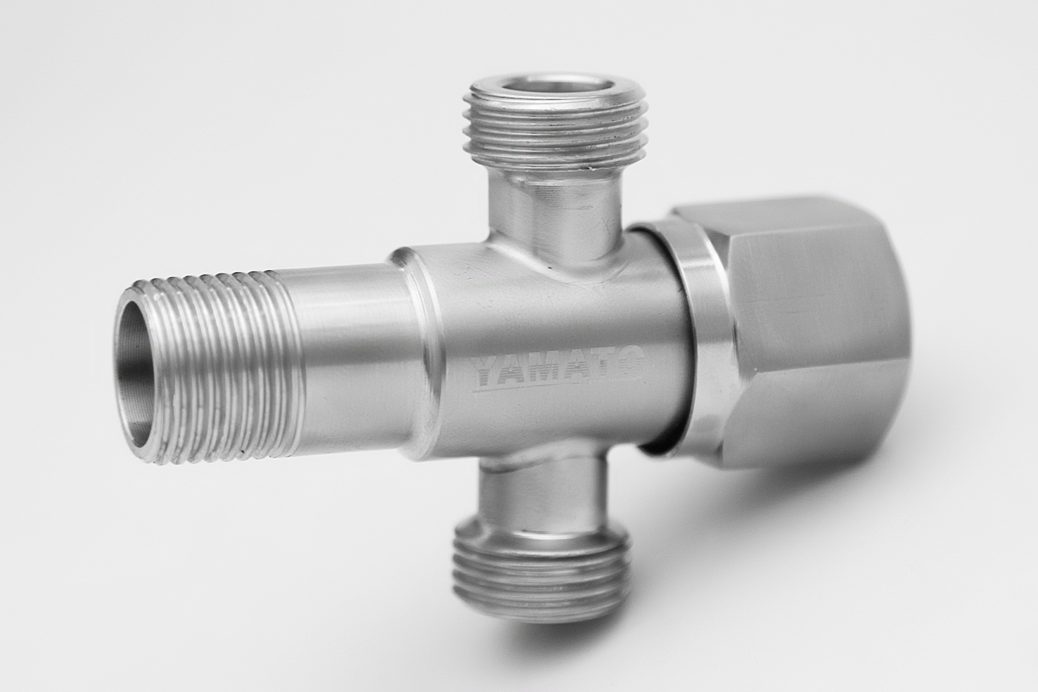 Van chia giảm áp - khóa 2 đường nước Inox SUS 304 Yamato VTI
