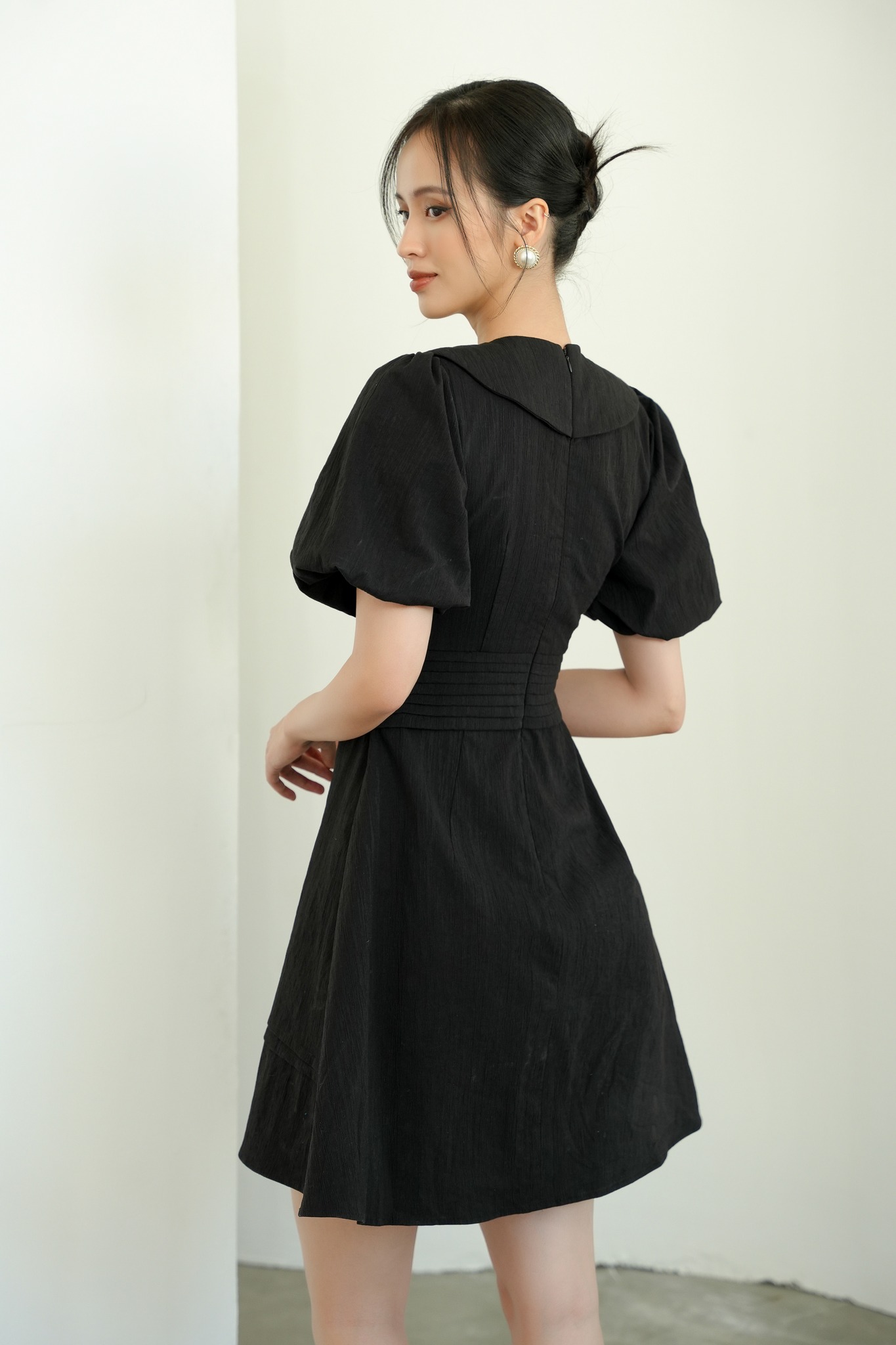 OLV - Đầm Deep Night Dress