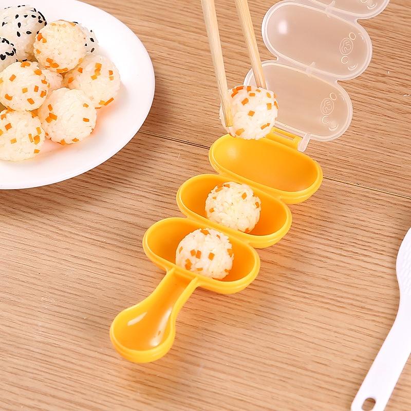 [Có sẵn] [Giá hủy diệt] Khuôn Lắc Cơm Bento Viên + TẶNG Kèm Thìa Xới Cơm [Dahamart - Siêu Thị Ăn Dặm