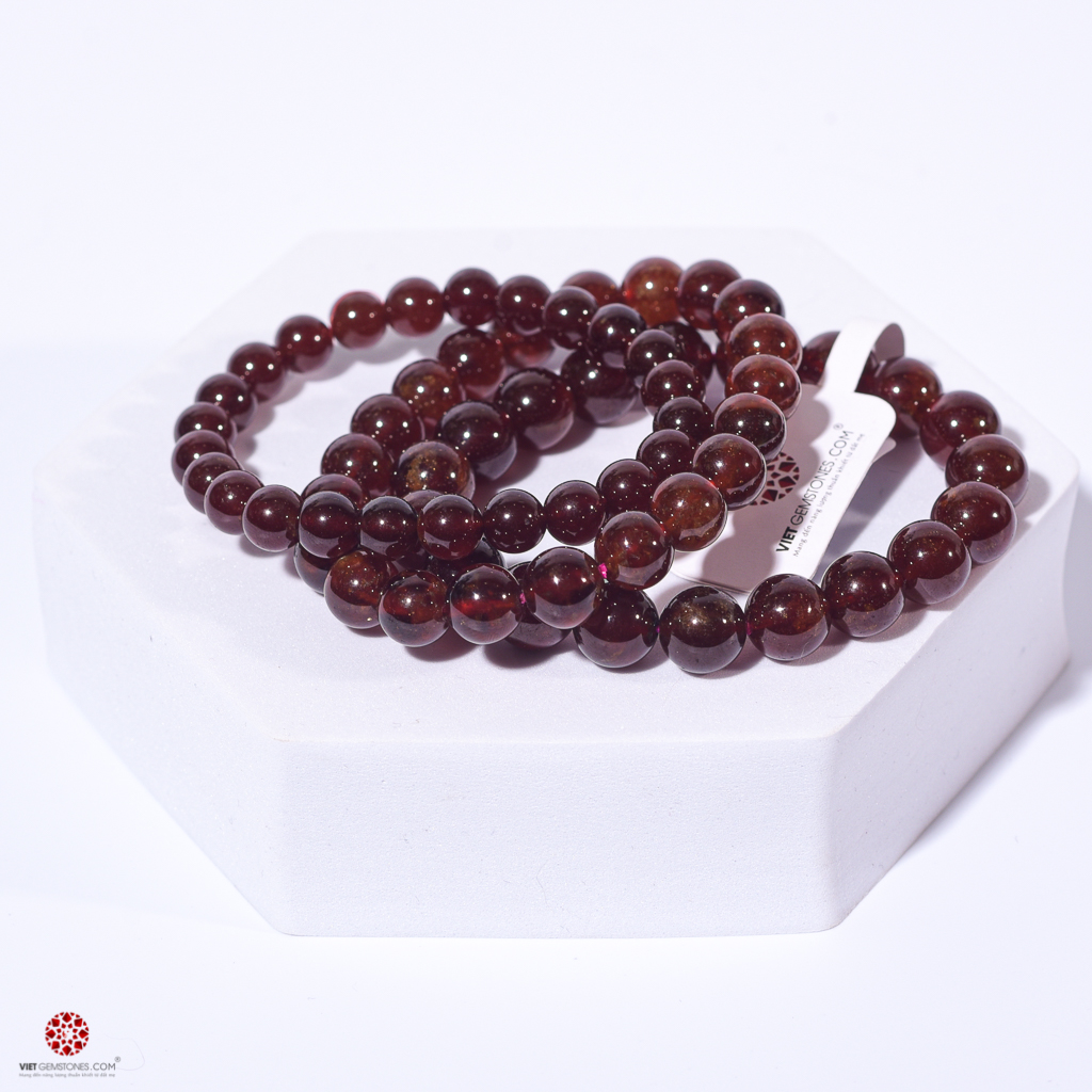 Vòng tay Ngọc Hồng Lựu - Garnet VIP viên đá của sức khỏe, hợp mệnh Hỏa, Thổ, nhiều kích thước | VietGemstones