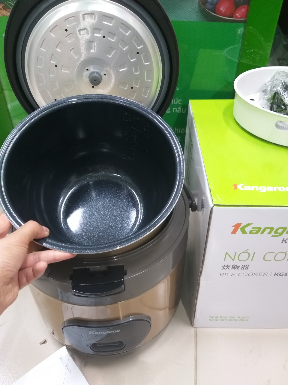 Nồi cơm điện Kangaroo KG18R1 hàng chính hãng bảo hành 12 tháng