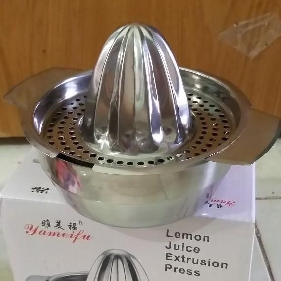Dụng cụ vắt cam INOX tiện dụng