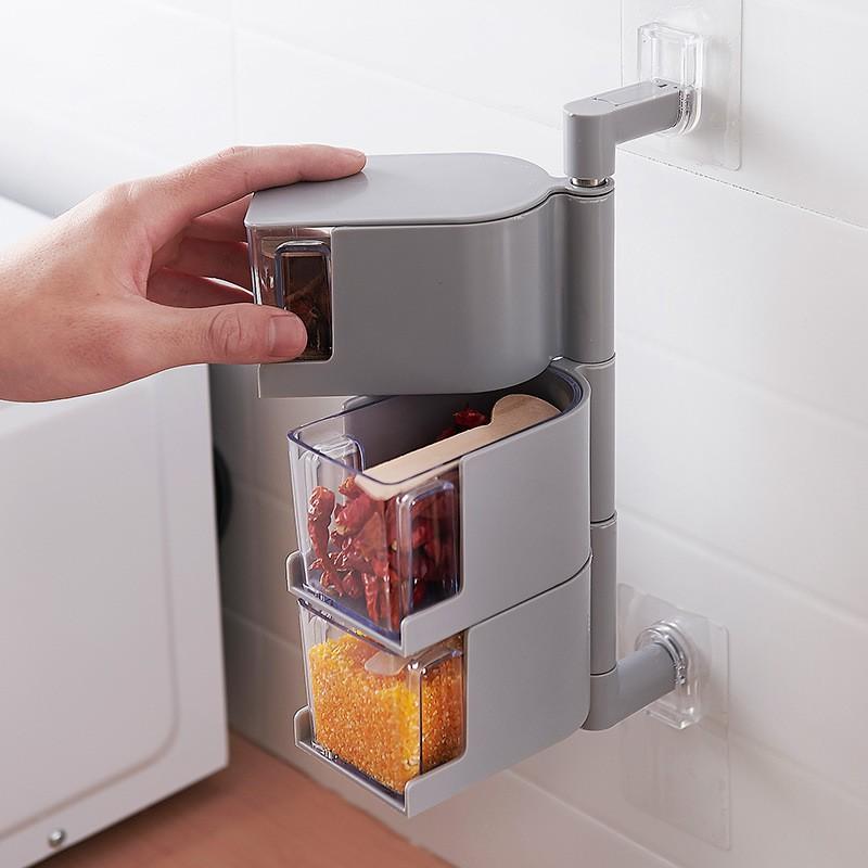 Kệ gia vị dán tường xoay 4 tầng tiện dụng.