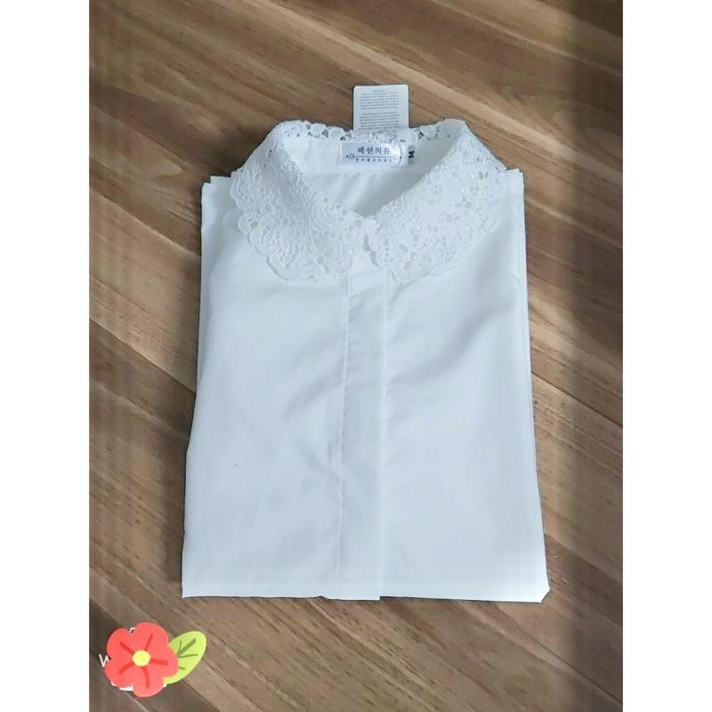 ️Áo nữ️Áo sơ mi trắng cổ ren cao cấp