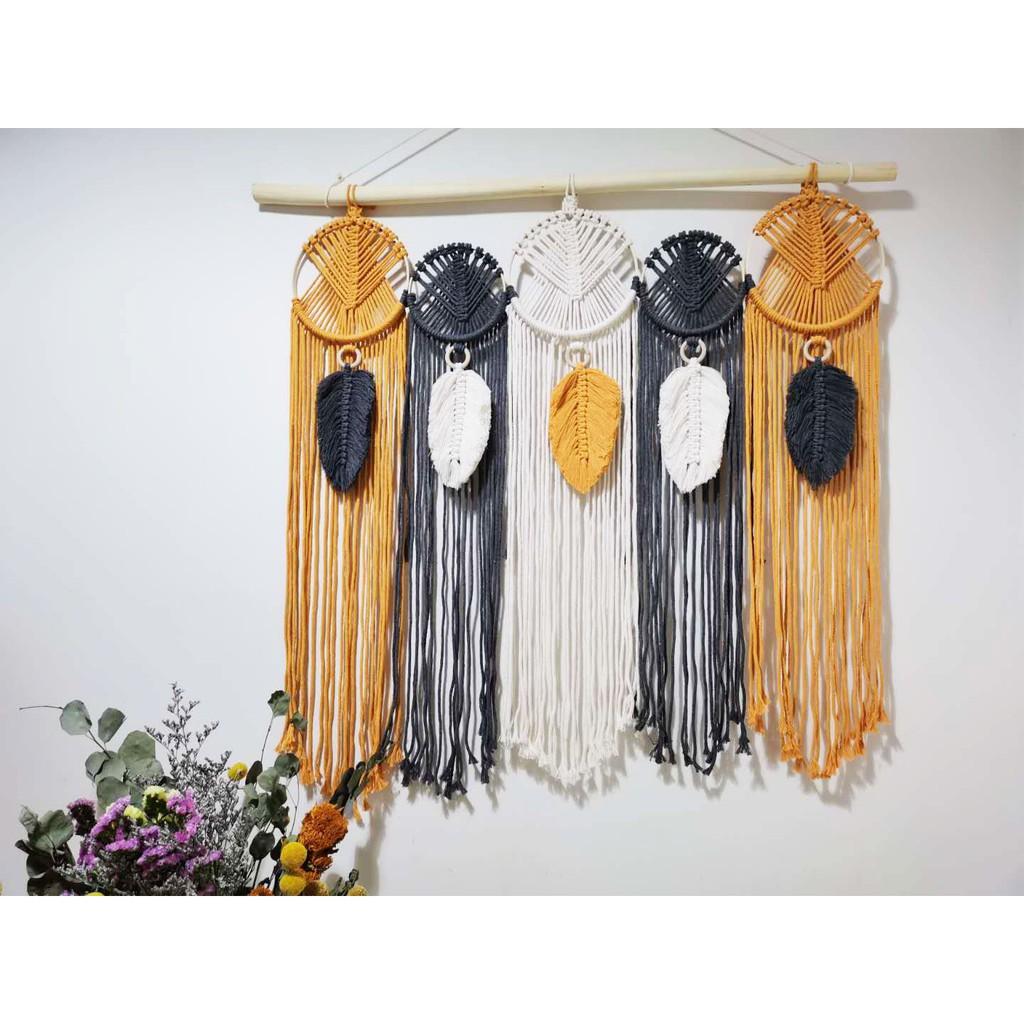 Mành rèm macrame dreamcatcher tròn treo tường trang trí nhà cửa, homestay, quán cafe kèm thanh gỗ treo