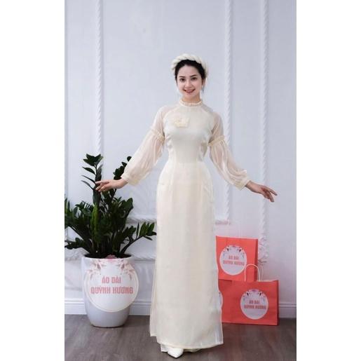 Áo dài 4 tà tay cách điệu trẻ trung sang chảnh kèm quần