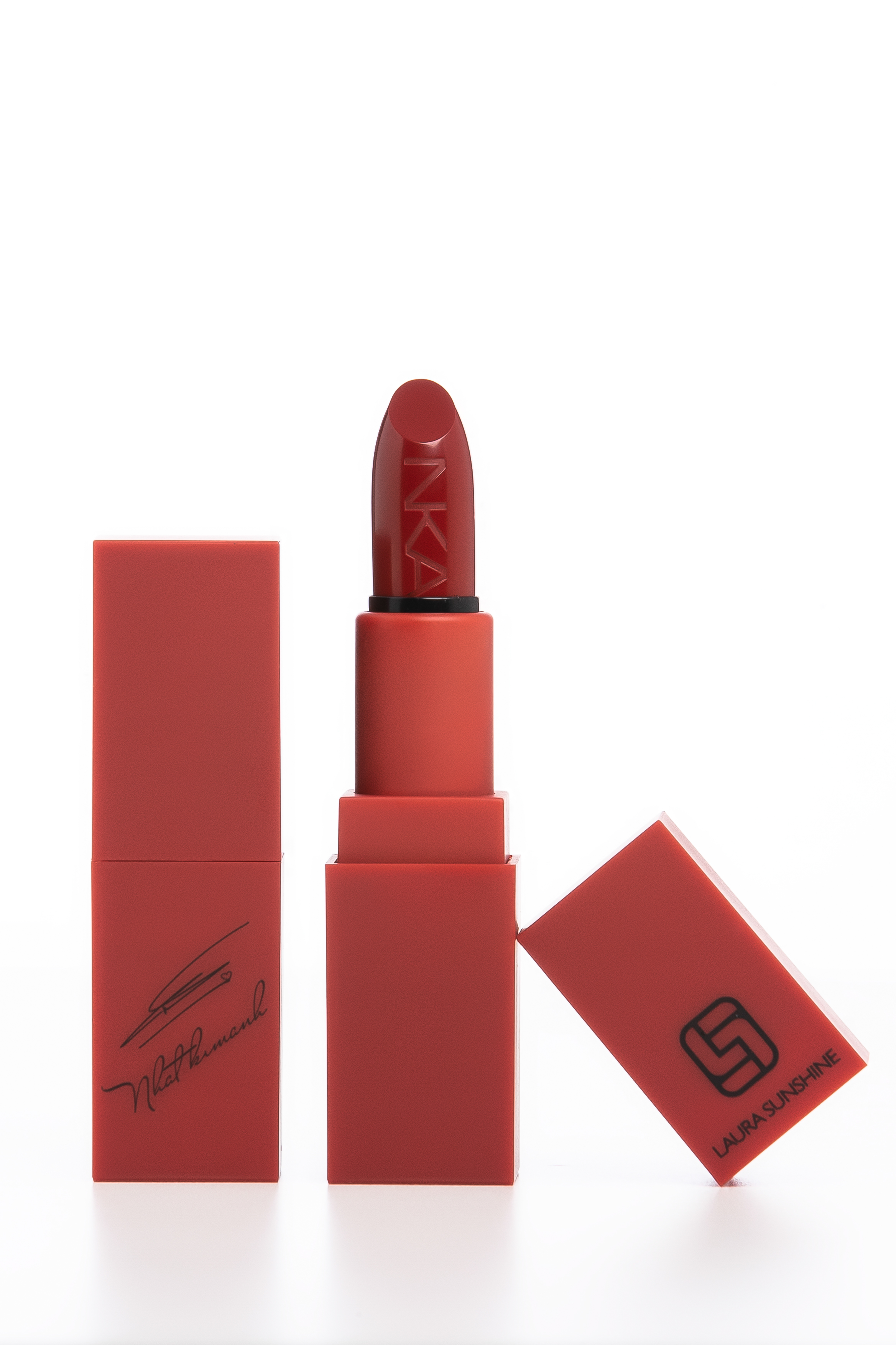 Magic Lipstick No.03 Artistic - Son môi màu đỏ cherry 03